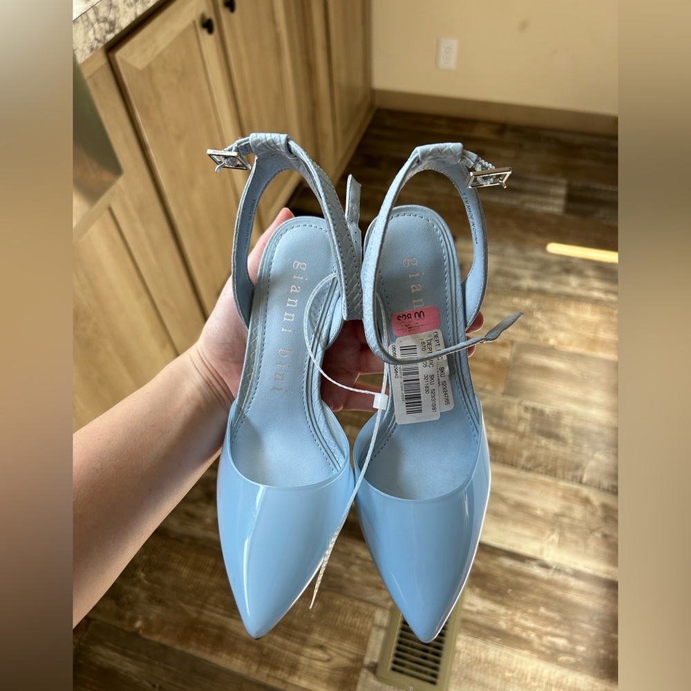 SOLD NWT Heels